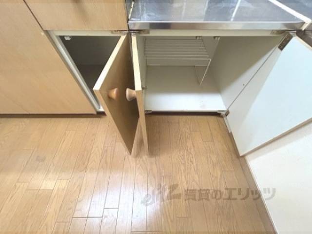 キッチン　下部収納