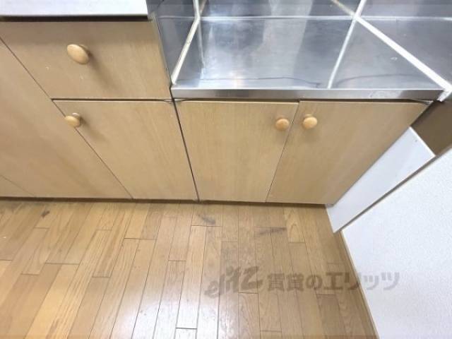 キッチン　下部収納