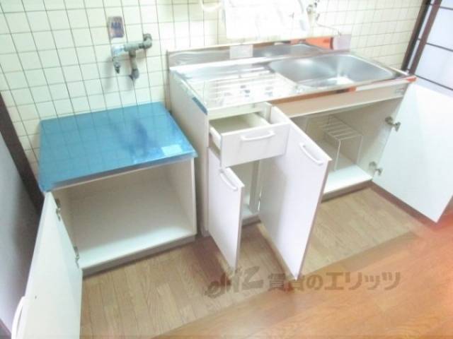 収納　下部収納