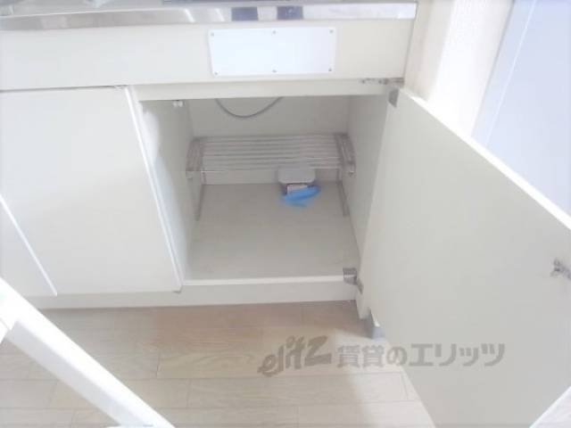 キッチン　キッチン下部収納