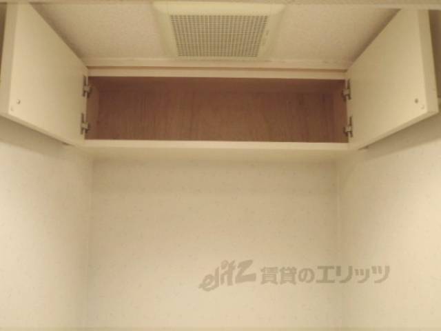 トイレ棚