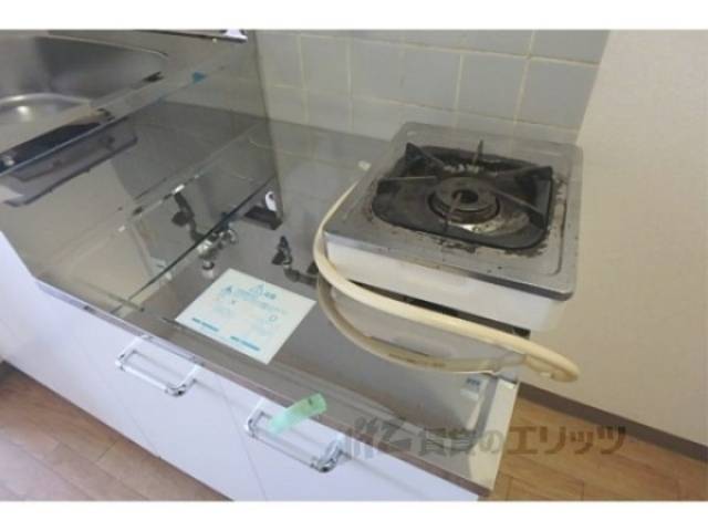 キッチン　コンロ置き場