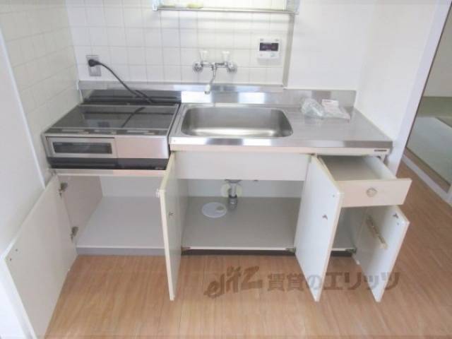 キッチン　収納