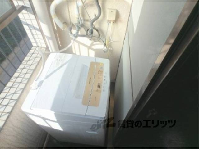 洗濯機置場　洗濯機