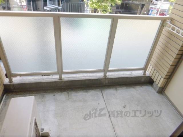 ベランダ　給湯パネル