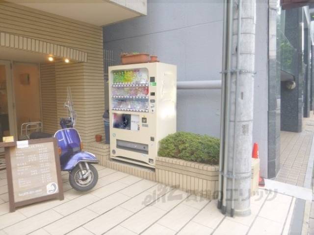 共用部　自動販売機