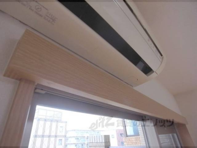 カーテンレール