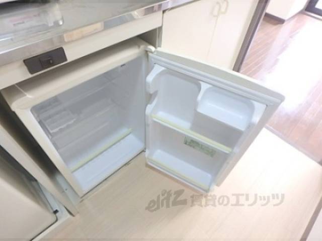 冷蔵庫置場　ミニ冷蔵庫