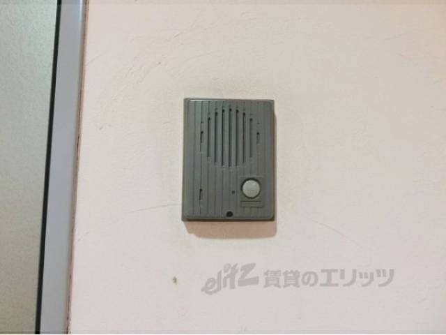 玄関　インターフォン