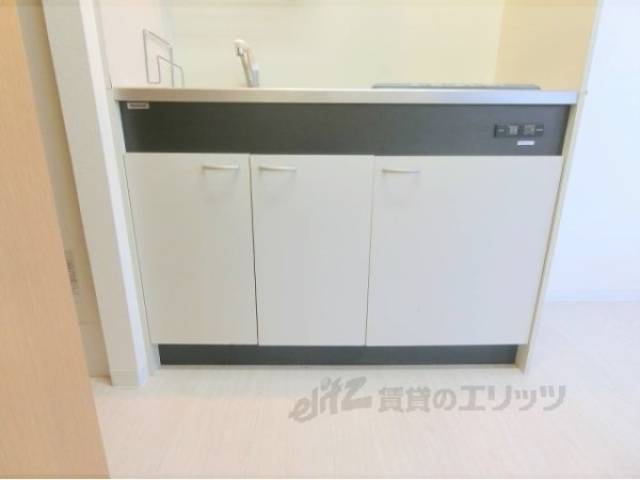 キッチン　下部収納