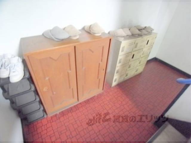 下駄箱　共用下駄箱