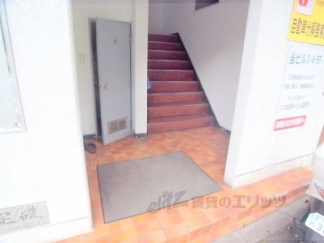 玄関　共用玄関