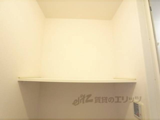 トイレ　トイレ収納