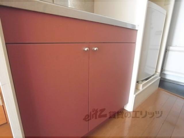 キッチン　キッチン下収納