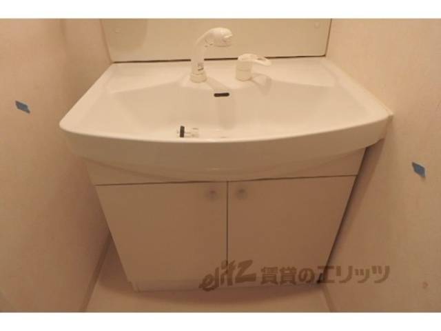ユニットバス　収納