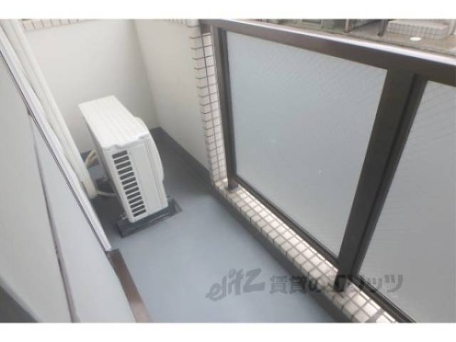 ベランダ　洗濯物干せます