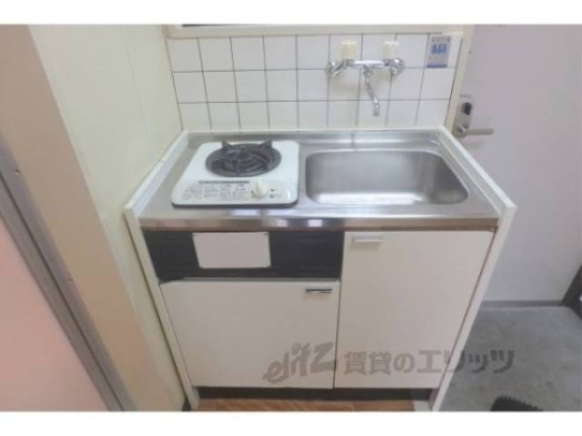 キッチン　コンパクトなキッチンです。