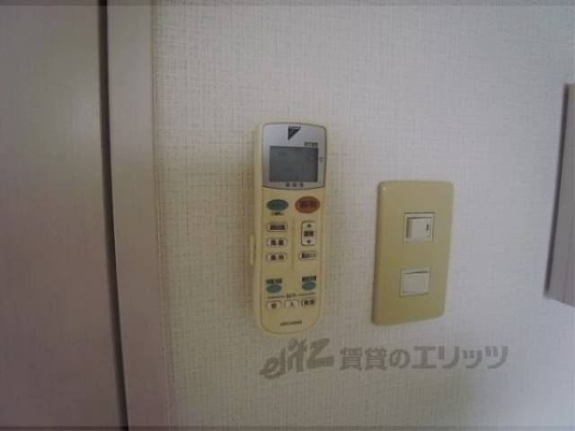 エアコンリモコン