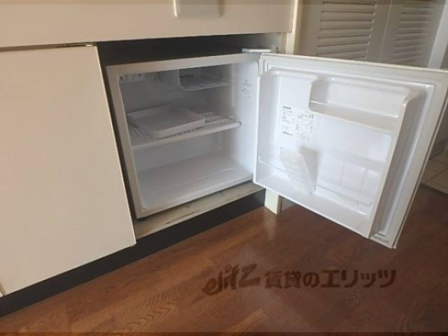 キッチン　冷蔵庫