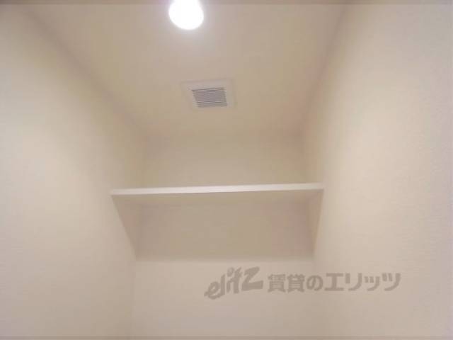 トイレ　収納