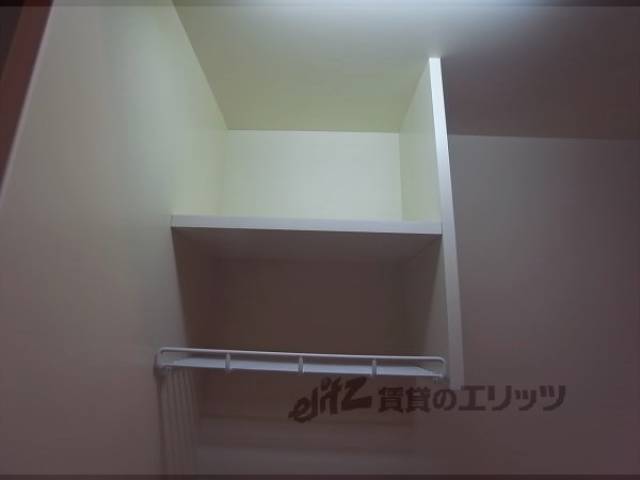 キッチン　キッチン上部収納