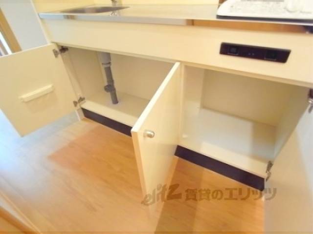 キッチン　下部収納