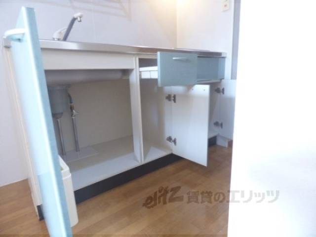 キッチン　収納