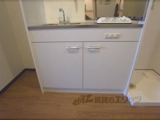 キッチン　下部収納