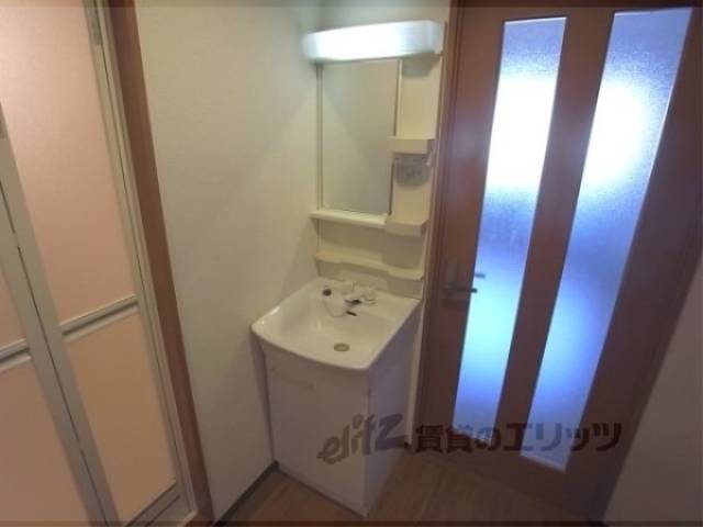 洗面所　独立洗面台