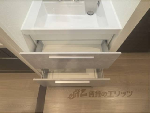 洗面所　収納下部