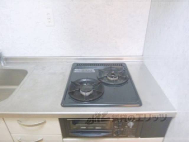 キッチン　ガス2口コンロ