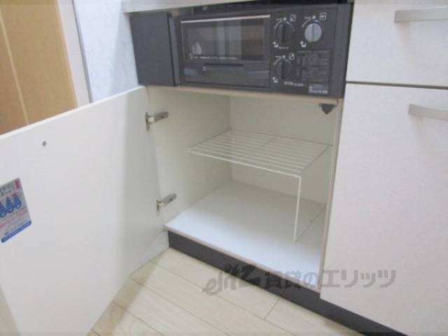 キッチン　キッチン下部収納