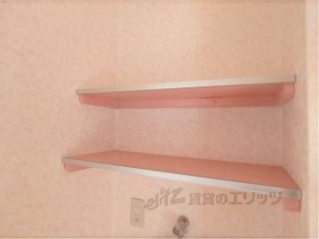 洗濯機置場　物置