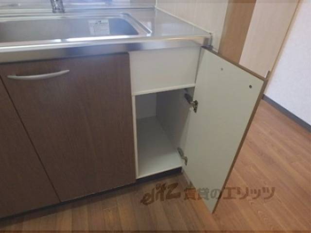 キッチン　下部収納