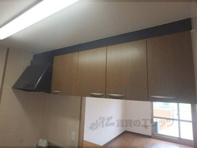 キッチン　下部収納