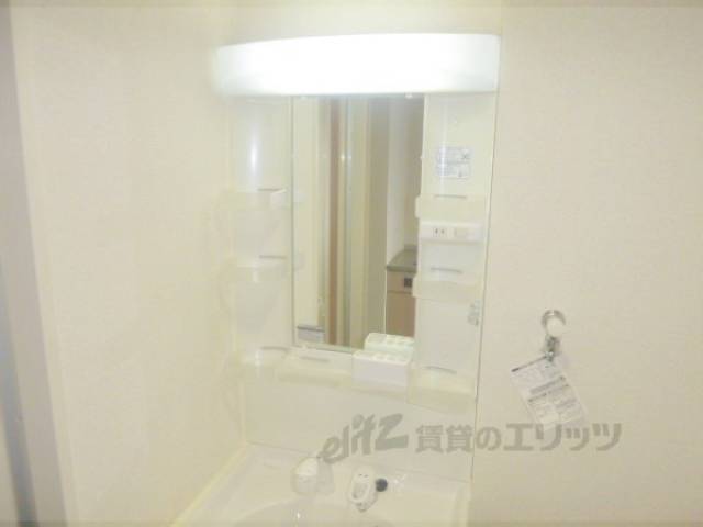 洗面所　独立洗面台