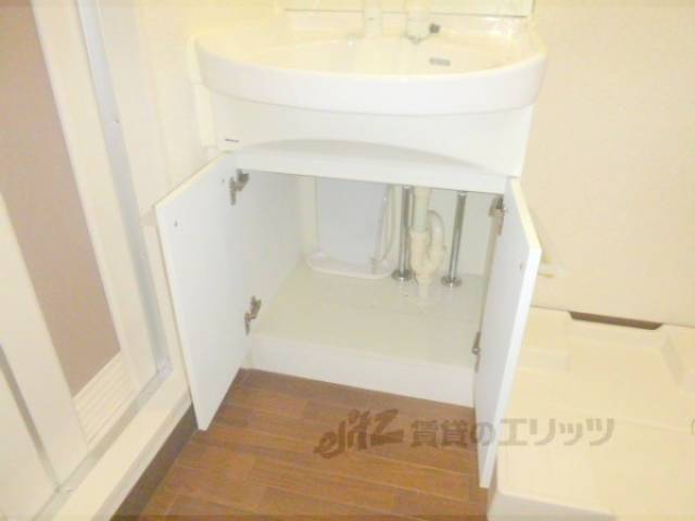 洗面所　独立洗面台