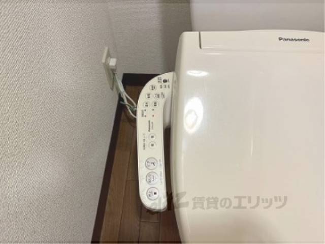 トイレ　ウォシュレット