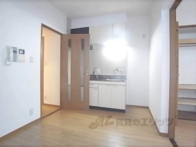 キッチン　ダイニング