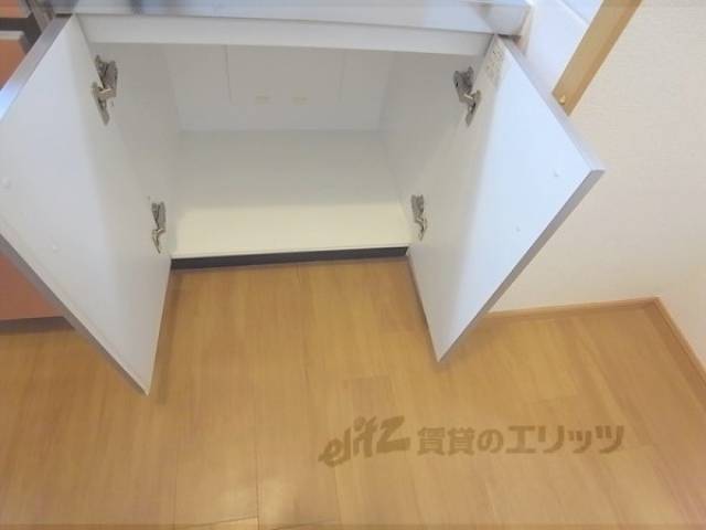 キッチン　収納