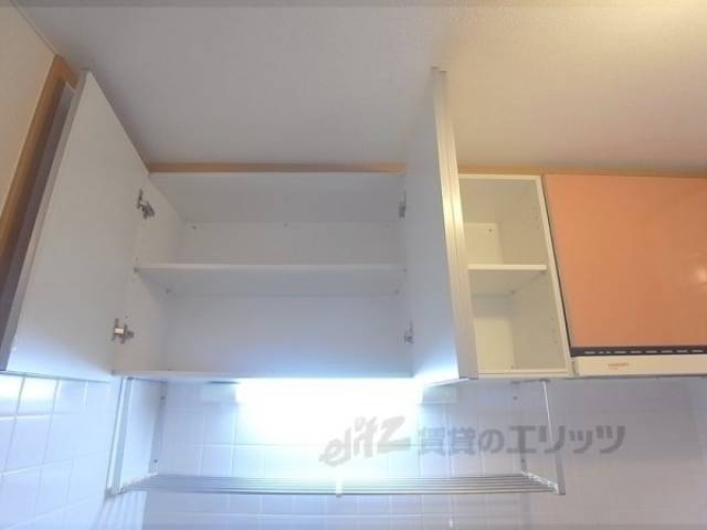 キッチン　収納