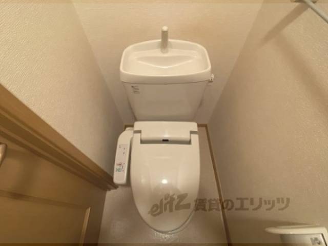 トイレ　収納