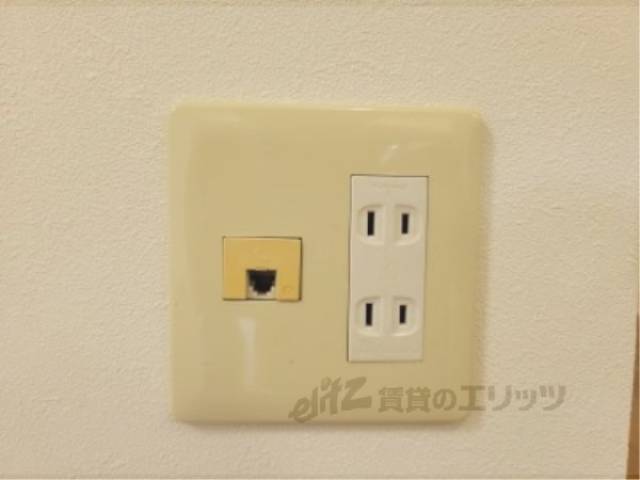 電話端子