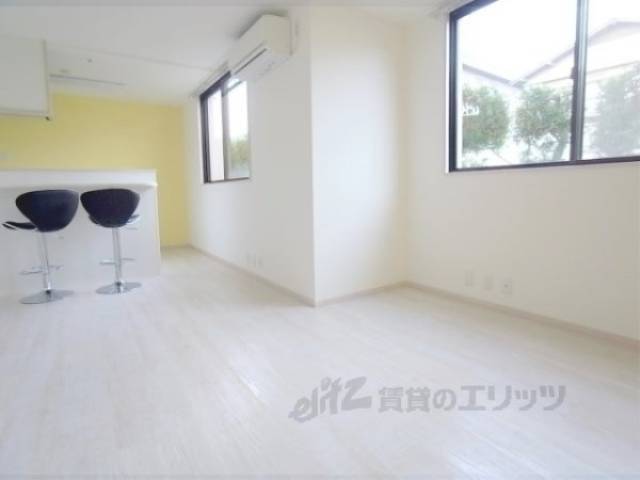 居室　リノベーションされたお部屋です。