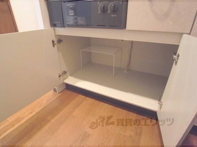 キッチン　下部収納