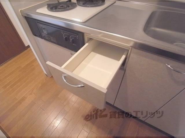 キッチン　下部収納