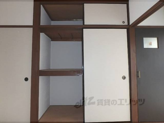 収納　一階