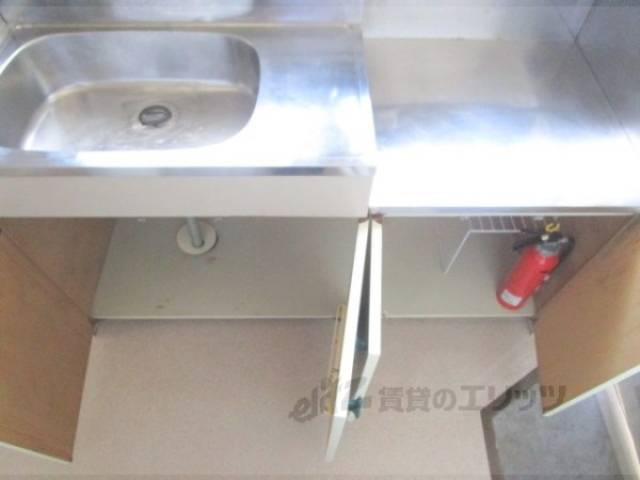 収納　下部収納