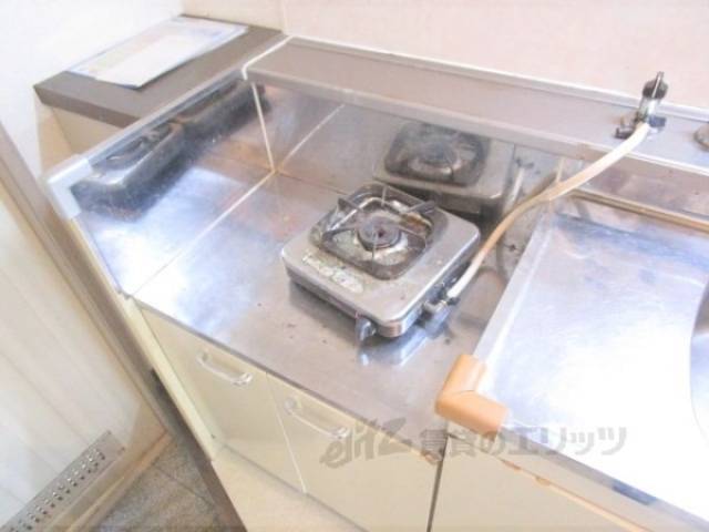 キッチン　コンロ