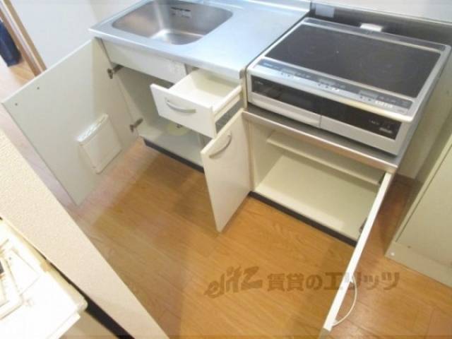 キッチン　キッチン下収納